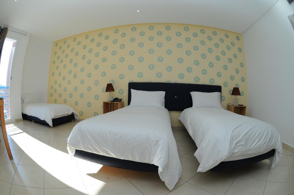 Free Zone Hotel Gzennaïa Habitación foto